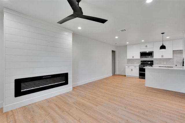 2805 Cordone Street, Fort Worth, TX 76133