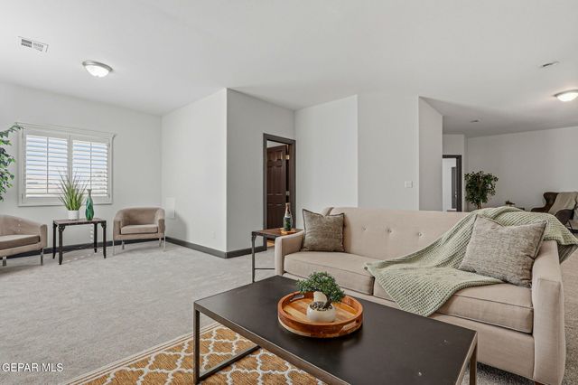 6036 Oleaster Drive, El Paso, TX 79932