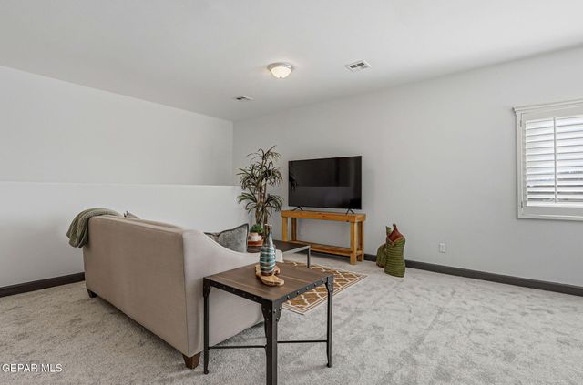 6036 Oleaster Drive, El Paso, TX 79932