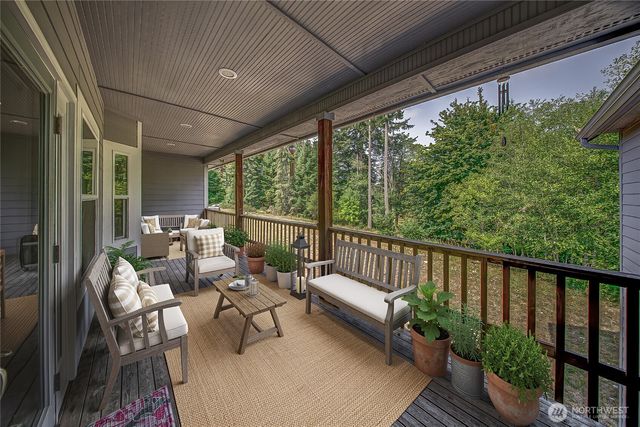2873 SE Bloomfield Road, Shelton, WA 98584