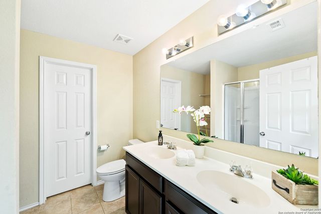 9779 Harbor Mist Ln, Converse, TX 78109
