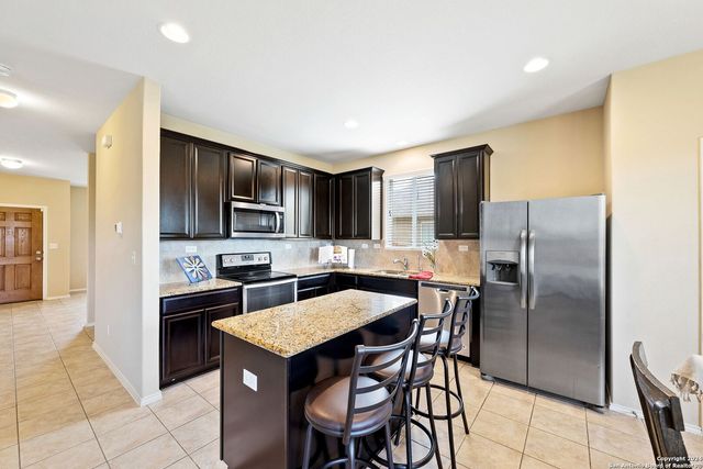 9779 Harbor Mist Ln, Converse, TX 78109