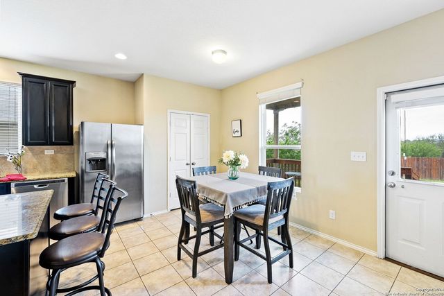 9779 Harbor Mist Ln, Converse, TX 78109