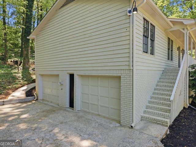 562 Hidden Hills Court, Marietta, GA 30066