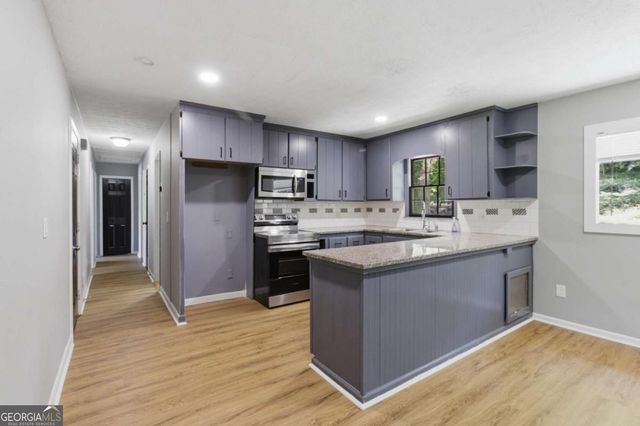 562 Hidden Hills Court, Marietta, GA 30066