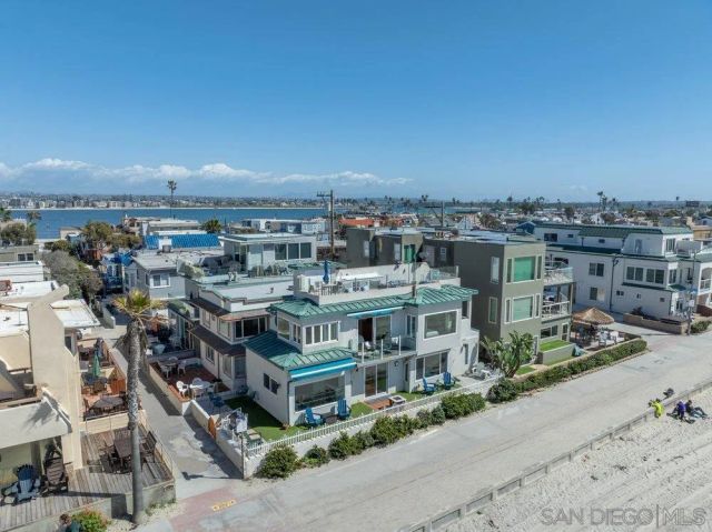 3911 Ocean Front Walk, San Diego, CA 92109