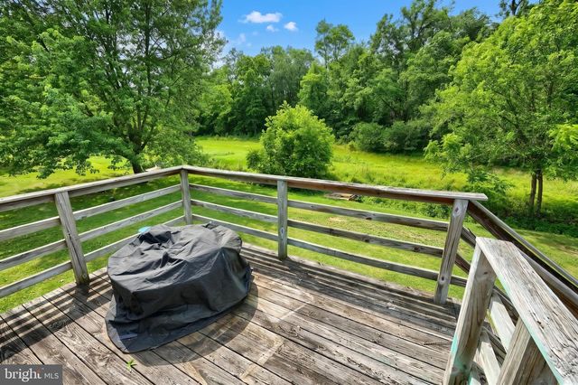 105 WEIRE RD, York, PA 17404