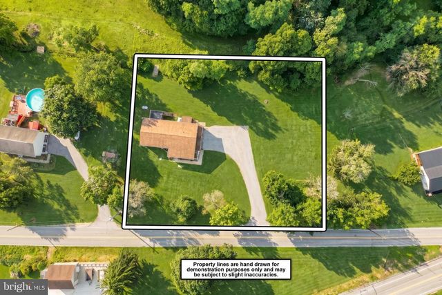 105 WEIRE RD, York, PA 17404
