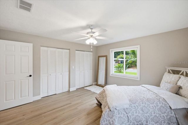 7536 18TH WAY N, St Petersburg, FL 33702