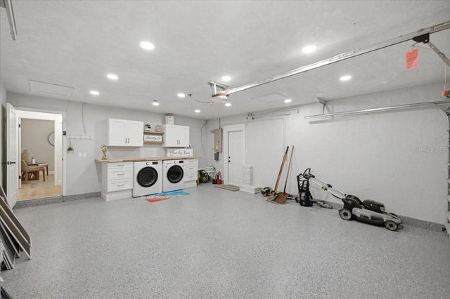 7536 18TH WAY N, St Petersburg, FL 33702