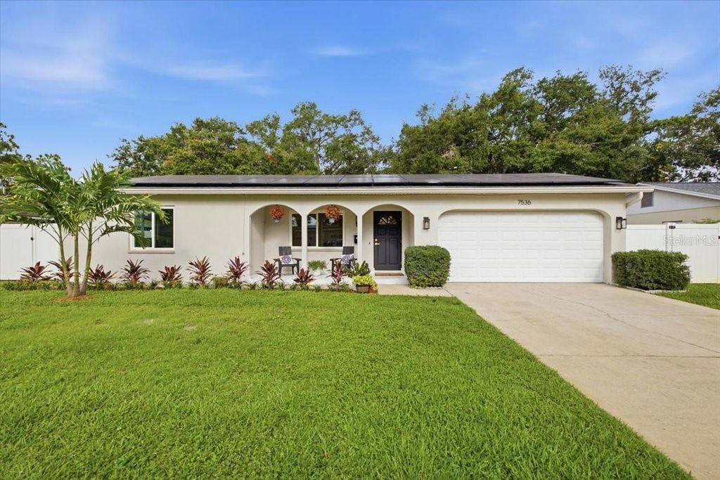 7536 18TH WAY N, St Petersburg, FL 33702