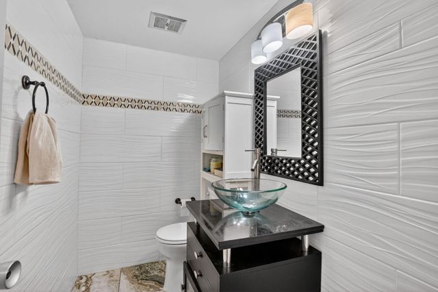 1319 E Hillsboro Boulevard 208, Deerfield Beach, FL 33441