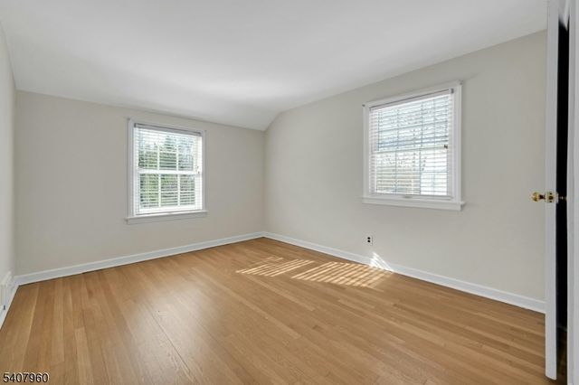 11 Mount Vernon Ave, Summit City, NJ 07901