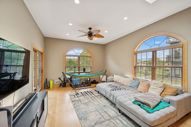 3125 Inglewood Avenue S 201, Saint Louis Park, MN 55416