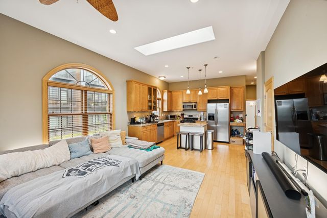 3125 Inglewood Avenue S 201, Saint Louis Park, MN 55416