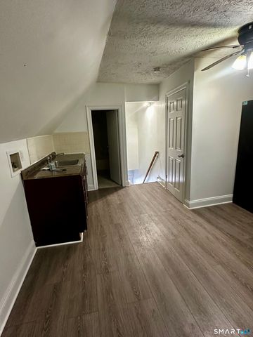 147 Helen Street 3, Bridgeport, CT 06608