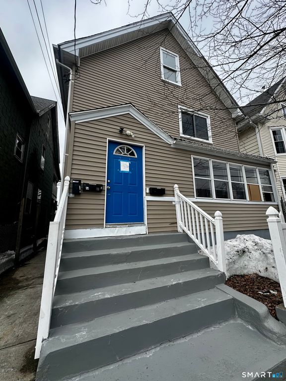 147 Helen Street 3, Bridgeport, CT 06608