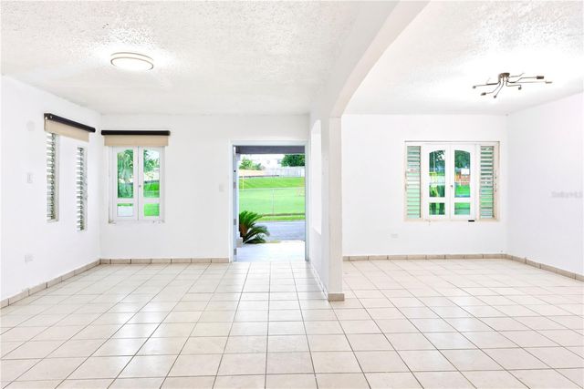 ESTANCIAS RIO HONDO K19 RIO BOTIJAS, Bayamon, PR 00961