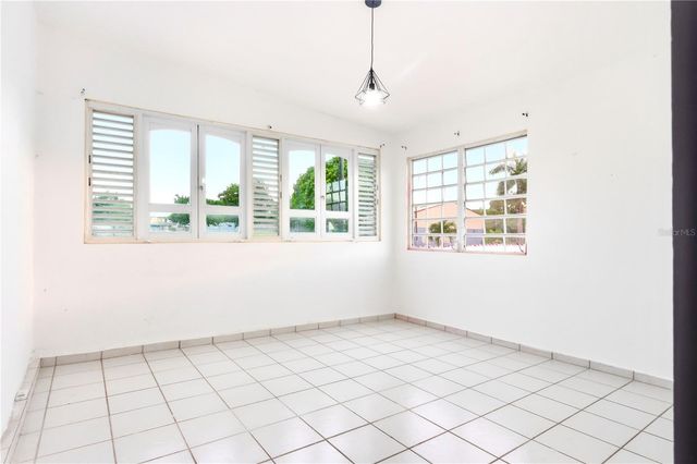 ESTANCIAS RIO HONDO K19 RIO BOTIJAS, Bayamon, PR 00961