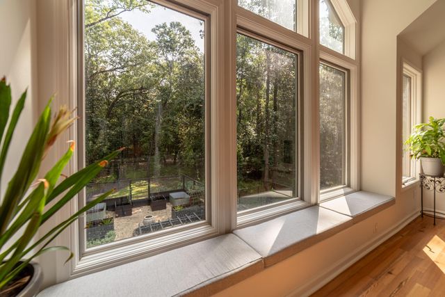 5654 Middle Creek Road, Ravenel, SC 29470