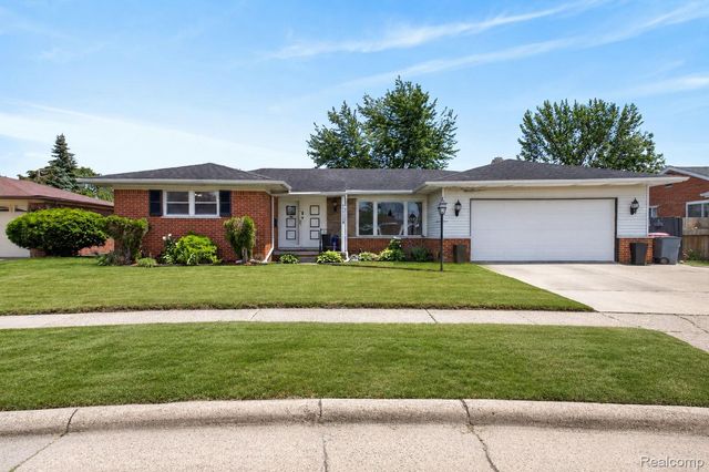 31822 Slumber Lane, Fraser, MI 48026