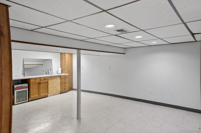 31822 Slumber Lane, Fraser, MI 48026