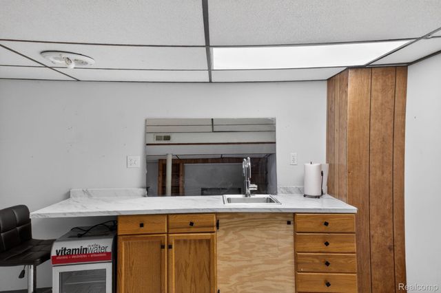 31822 Slumber Lane, Fraser, MI 48026