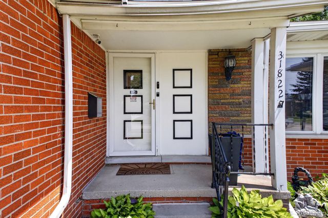 31822 Slumber Lane, Fraser, MI 48026