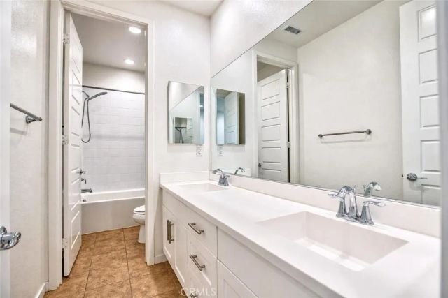 67 Eclipse, Lake Forest, CA 92630
