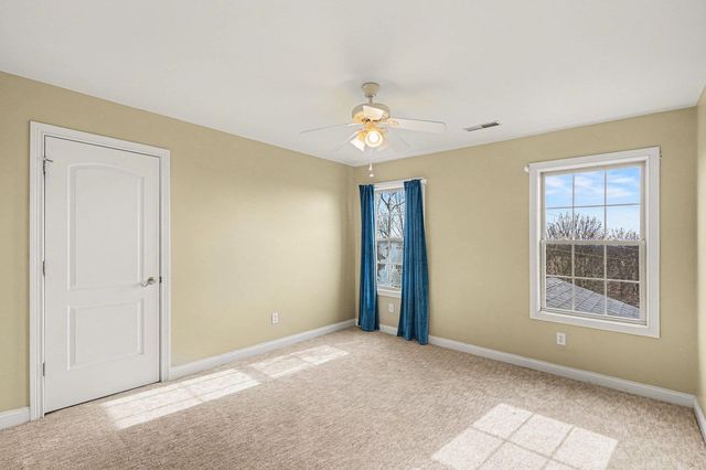 2370 Barnes Road, Williamstown, KY 41097