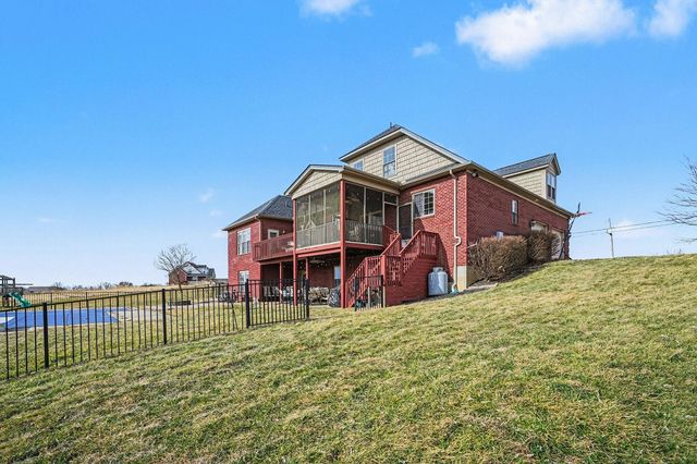 2370 Barnes Road, Williamstown, KY 41097