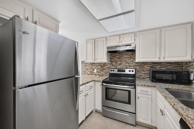 11805 Bell Ave B, Austin, TX 78759