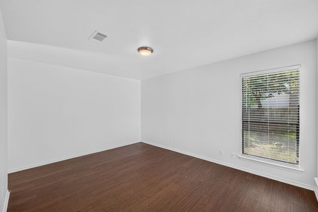 11805 Bell Ave B, Austin, TX 78759