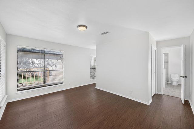 11805 Bell Ave B, Austin, TX 78759