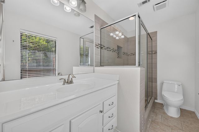 11805 Bell Ave B, Austin, TX 78759