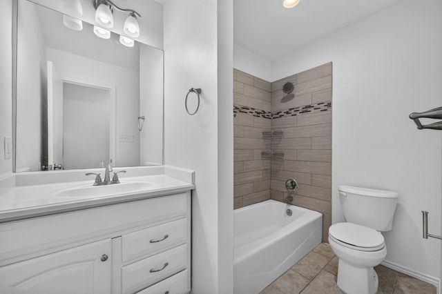 11805 Bell Ave B, Austin, TX 78759