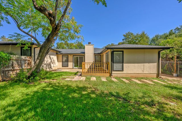 11805 Bell Ave B, Austin, TX 78759