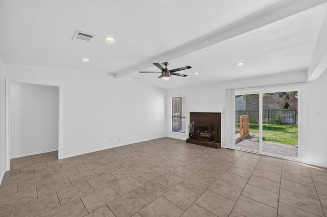 11805 Bell Ave B, Austin, TX 78759