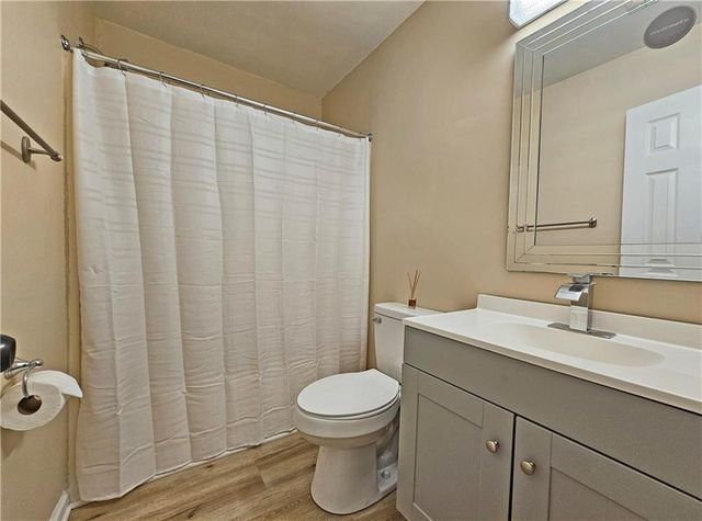 70 Cedar Valley NE Drive, Kennesaw, GA 30144