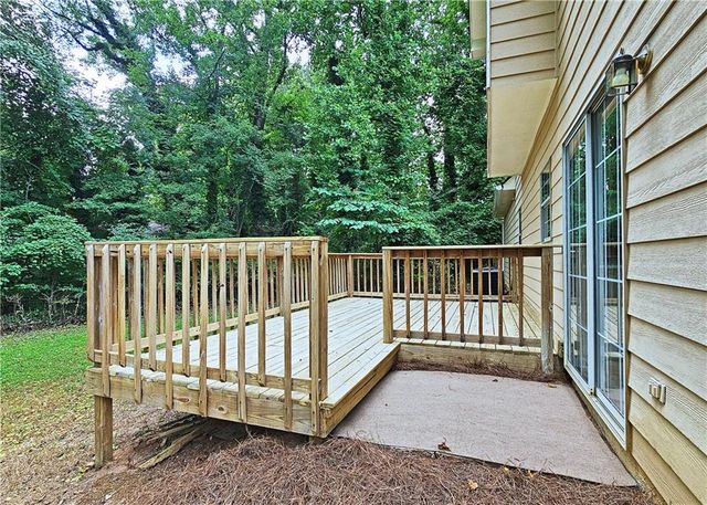 70 Cedar Valley NE Drive, Kennesaw, GA 30144