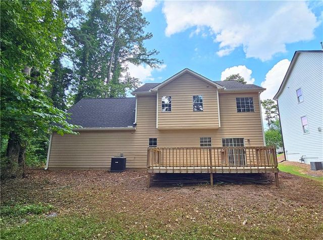 70 Cedar Valley NE Drive, Kennesaw, GA 30144