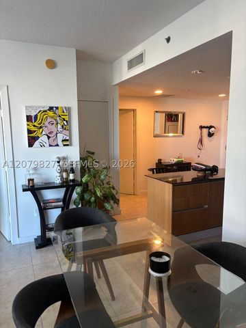 1050 Brickell Ave 2008, Miami, FL 33131