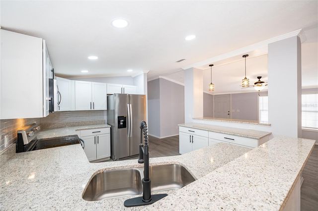 1116 CUPID AVENUE, Christmas, FL 32709