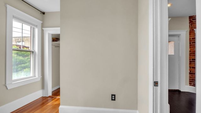 44 Pingree St 5, Salem, MA 01970