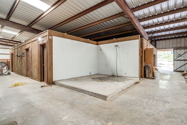 2080 County Road 2445, Decatur, TX 76234