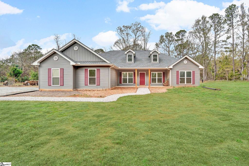 364 S Church Street, Cross Hill, SC 29332