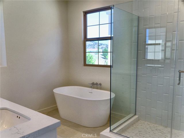 112 Newburry, Irvine, CA 92618