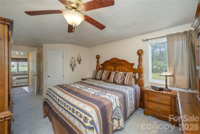 231 Allen Road, East Flat Rock, NC 28726