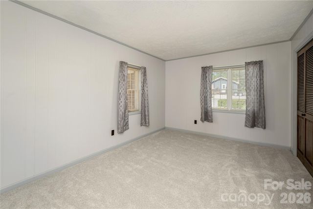 231 Allen Road, East Flat Rock, NC 28726