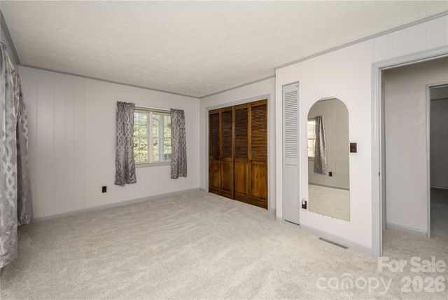 231 Allen Road, East Flat Rock, NC 28726